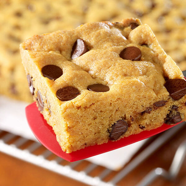 SKIPPY<sup>®</sup> Easy PB Cookie Bars / SKIPPY<sup>®</sup> Easy PB Cookie Bars