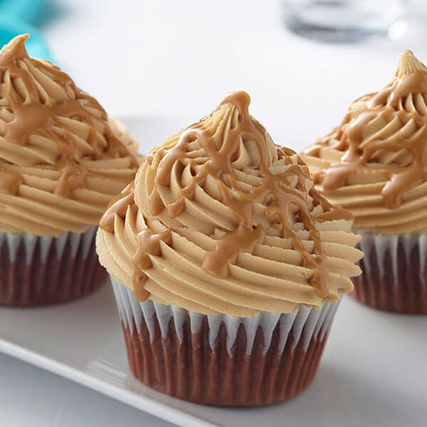 Fluffy Chocolate Peanut Butter Cupcakes / Fluffiga cupcakes med choklad och jordnötssmör