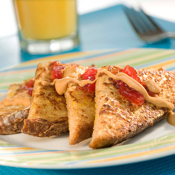 Quick PB&J French Toast / Snabba fattiga riddare med jordnötssmör och sylt